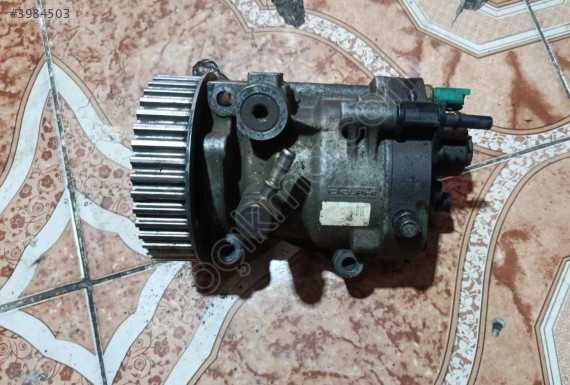 Renault kango 1.5 mazot pompası