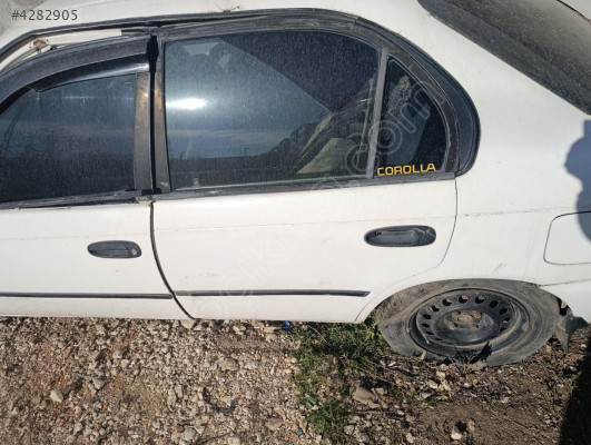 Toyota sol arka kapı dolu
