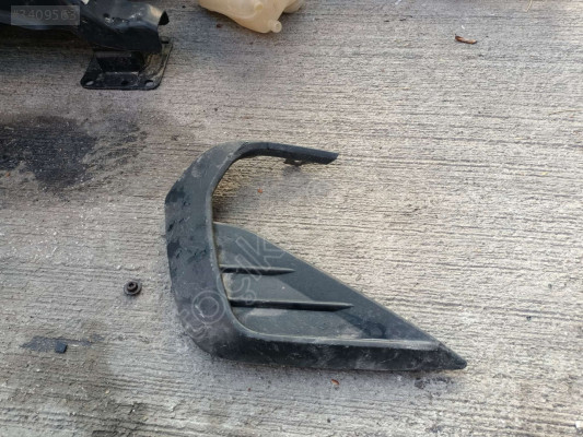 VOLKSWAGEN TİGUAN SOL ÖN TAMPON KAPLAMASI