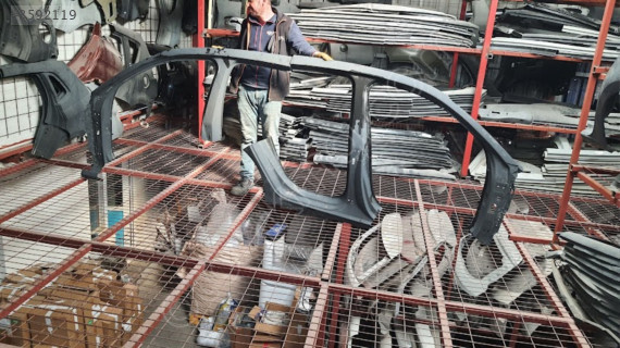 AUDİ A3 20/23 SOL SAĞ  YAN DUVAR SACI SEFALILAR OTO CIKMA