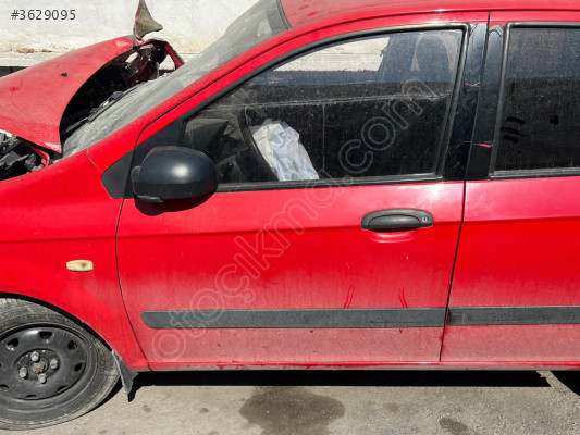 HYUNDAI GETZ SOL ÖN KAPI DOLU