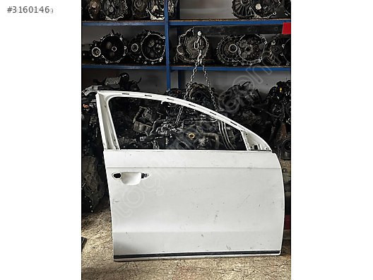 Volkswagen Passat sağ ön kapı