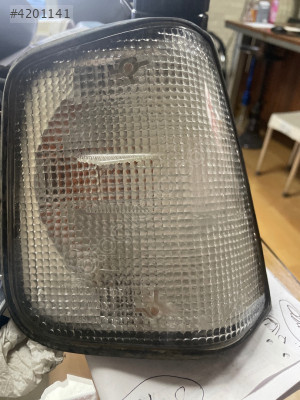 Tata tel Coline sağ ön sinyal