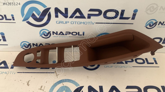 51417261929 BMW 5 SERİSİ F10-F11-F18 CAM DÜĞME ÇERÇEVESİ