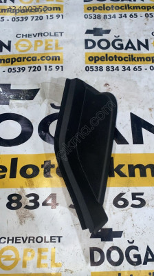 Opel Astra J Sol Torpido Kapağı GM