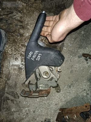 FORD FİESTA EL FRENİ