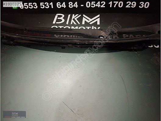 Nissan Qashqai J11 ön cam ızgarası