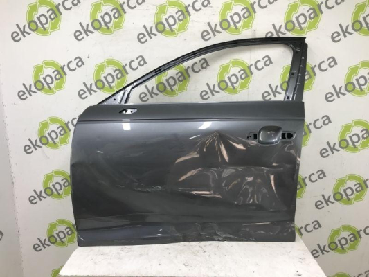 AUDI A4 2017 2020 ÇIKMA  SOL ÖN KAPI 8W0831051