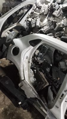 RENAULT CLİO 5 SAĞ ARKA ÇAMURLUK