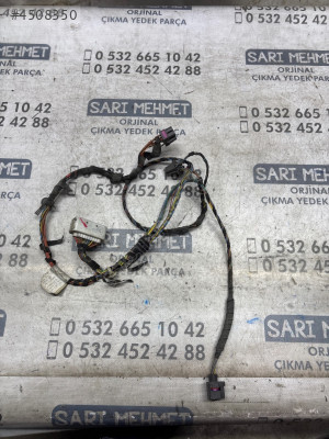 ÇIKMA SKODA OCTAVİA A4 SAĞ ARKA KAPI İÇ TESİSATI