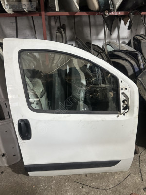 FİAT FİORİNO SAĞ ÖN KAPI
