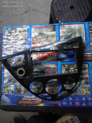 98AB A046A04 AEW Ford Focus 1 98/04 teyp çerçevesi