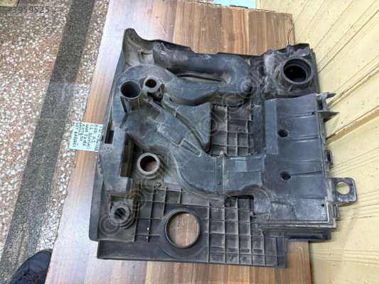 AUDİ A3 HAVA FİLTRE KUTUSU 04-10 MODEL ORJİNAL