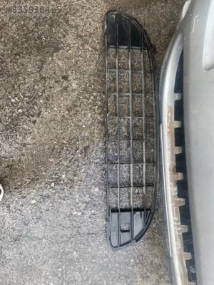 Peugeot 407 tampon ızgarası