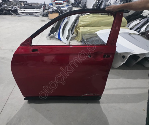 2022/2025 HONDA HRV KIRMIZI SOL ÖN KAPI ORJINAL LOKALLIK