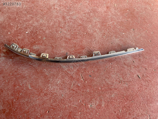 VOLKSWAGEN PASSAT SAĞ ÖN TAMPON NİKELAJI  3G0853254