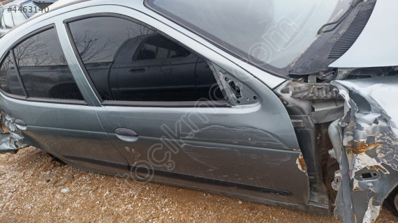 Megane 1 sağ kapilar