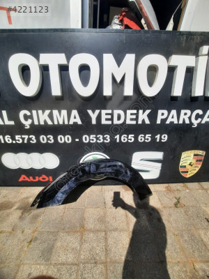 VOLKSWAGEN BEETLE SOL ÖN ÇAMURLUK