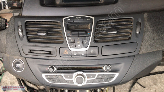 Renault Laguna 3 Modeli için Kalorifer Kontrol Paneli - Güçman