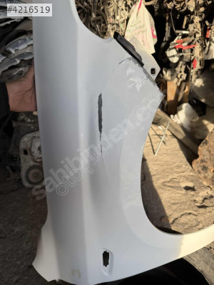 Egea sağ çamurluk boyasız