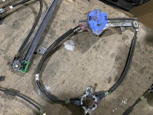 FORD MONDEO SAĞ ARKA KAPI CAM KRİKOSU ORJİNAL ÇIKMA MANUEL