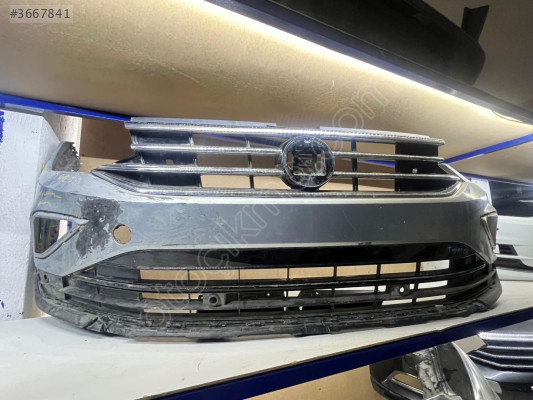 2020-2023 VW Tiguan Çıkma Ön Tampon Parçası