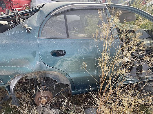 Hundai Civic Sağ Arka Kapı - Yumurta Kasa Oto Çıkma Parçası