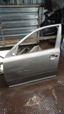 SKODA OCTAVİA A6 KASA SOL ÖN KAPI