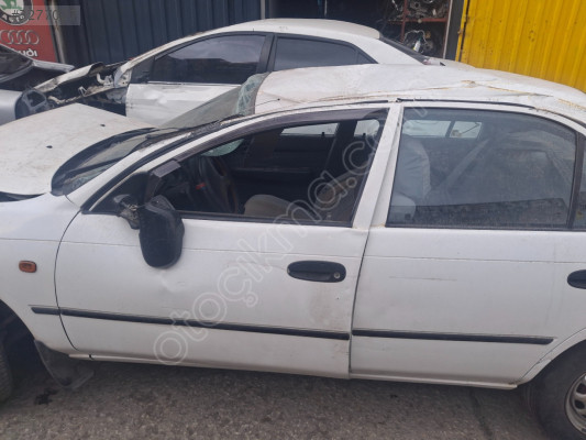 TOYOTA COROLLA SOL ÖN KAPI ÇIKMA YEDEK PARÇA