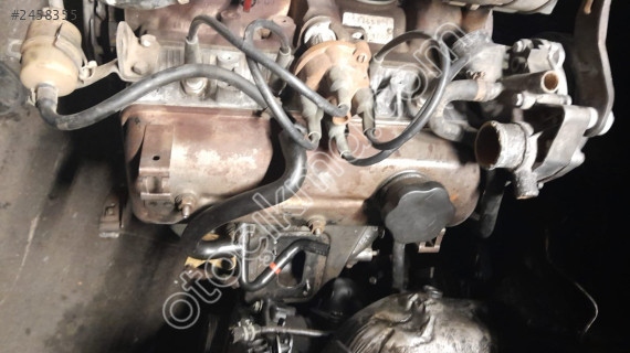 Renault 9,19  1.4 karburatorlu silindir kapak yedek parça