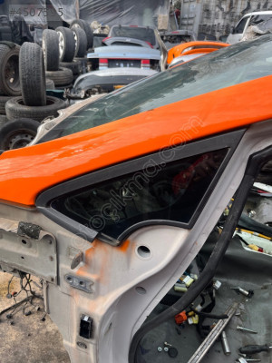 KİA CERATO ÖN KELEBEK CAMI SAĞ SOL