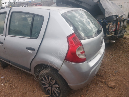 DACİA SANDERO ÇIKMA ARKA DİNGİL KOMPLE