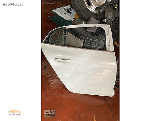 RENAULT MEGANE4 SAĞ ARKA KAPI MERTLER OTO YEDEK PARÇADA