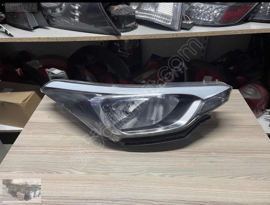 HYUNDAİ İ 20 SAĞ FAR ORJİNAL ÇIKMA