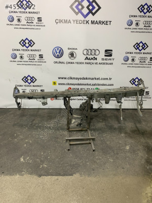 PASSAT 98  ÖN GÖĞÜS DEMİRİ
