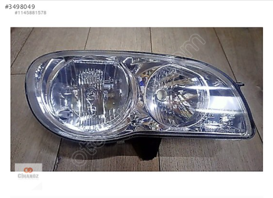 Toyota Corolla Sağ Sol Beyaz Far 2000 2002.