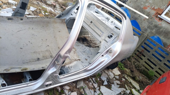 Sembol 2007 sol arka çamur luk