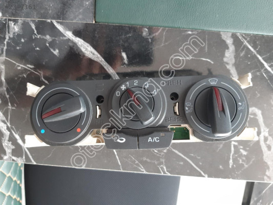 SEAT İBİZA KLİMA KONTROL PANELİ 6J0820045B