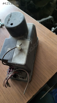 Audi A4 B5 A6 4A0862257C Hella 8TN00689300 merkezi kilit pompası