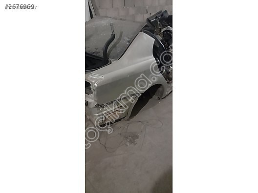 2003-2008 Toyota Avensis için Arka Çamurluklar