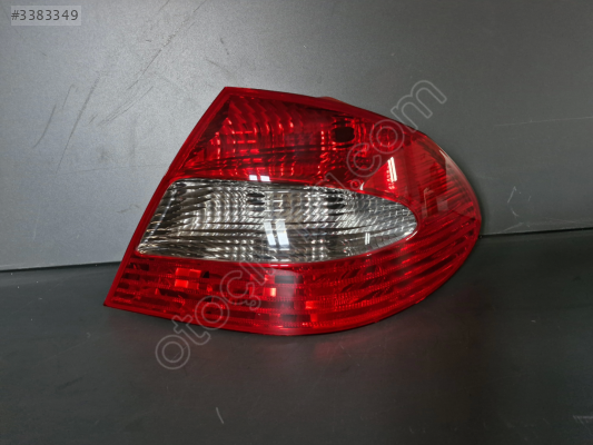 W209 CLK200 CLK320 SAĞ ARKA STOP LAMBASI SIFIR 2005-2009