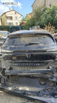 Peugeot 308 arka bagaj kapağı hatasız