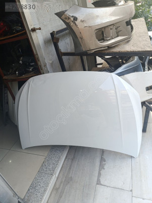 Volkswagen Polo kaput 2017-2025 orjinal çıkma parça