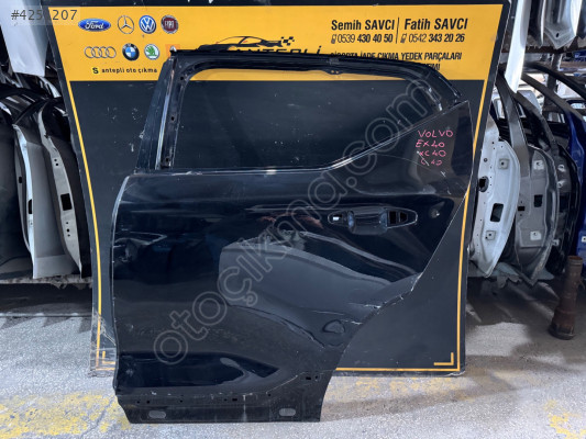 VOLVO XC40 SOL ARKA KAPI ÇIKMA ORİJİNAL