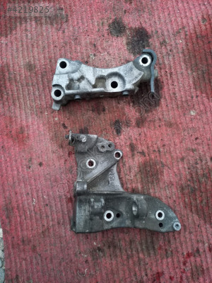 207 - 208 - Fiesta (1.4 Hdi) Şarj Dinamo Ayağı / Motor Kulağı