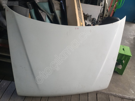 RENAULT 19 EUROPA BEYAZ ÖN KAPUT