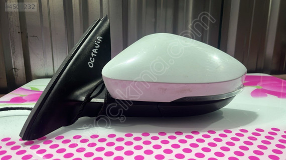 SKODA OCTAVİA SOL AYNA ÇEVİK OTO ÇIKMA