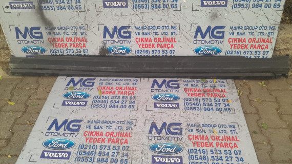 VOLVO XC40 SOL MARŞPİYEL KAPLAMASI MB-39 32216802