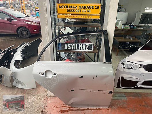 COROLLA SAĞ ARKA KAPI 07-12 ORJİNAL