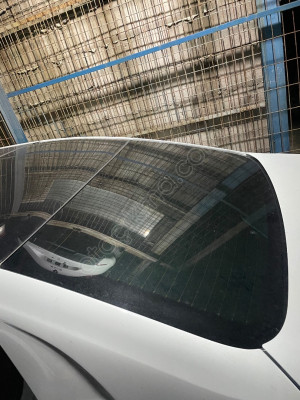 RENAULT MEGANE 4ARKA CAM ORJİNAL ÇIKMA